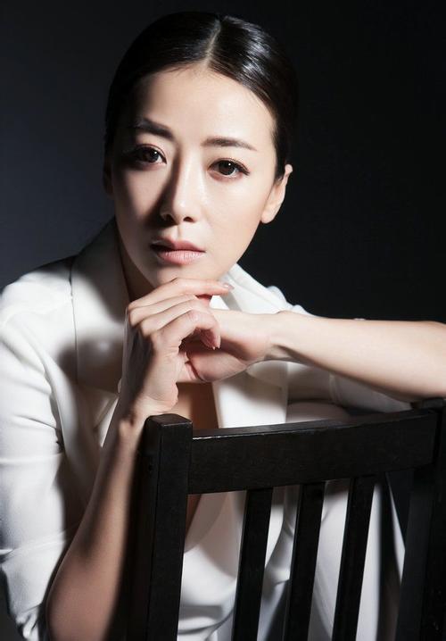 ¿¨Ëþ¶û°£Ã×¶ûÔÙ´ÎÊÕµ½É³ÌعúÍõµÄÑûÇëÐÅ